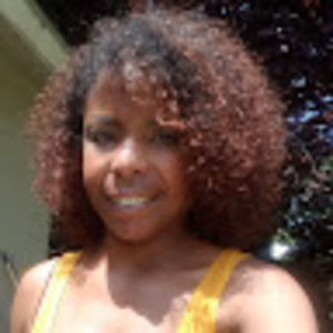 Meet your Posher, Latoya